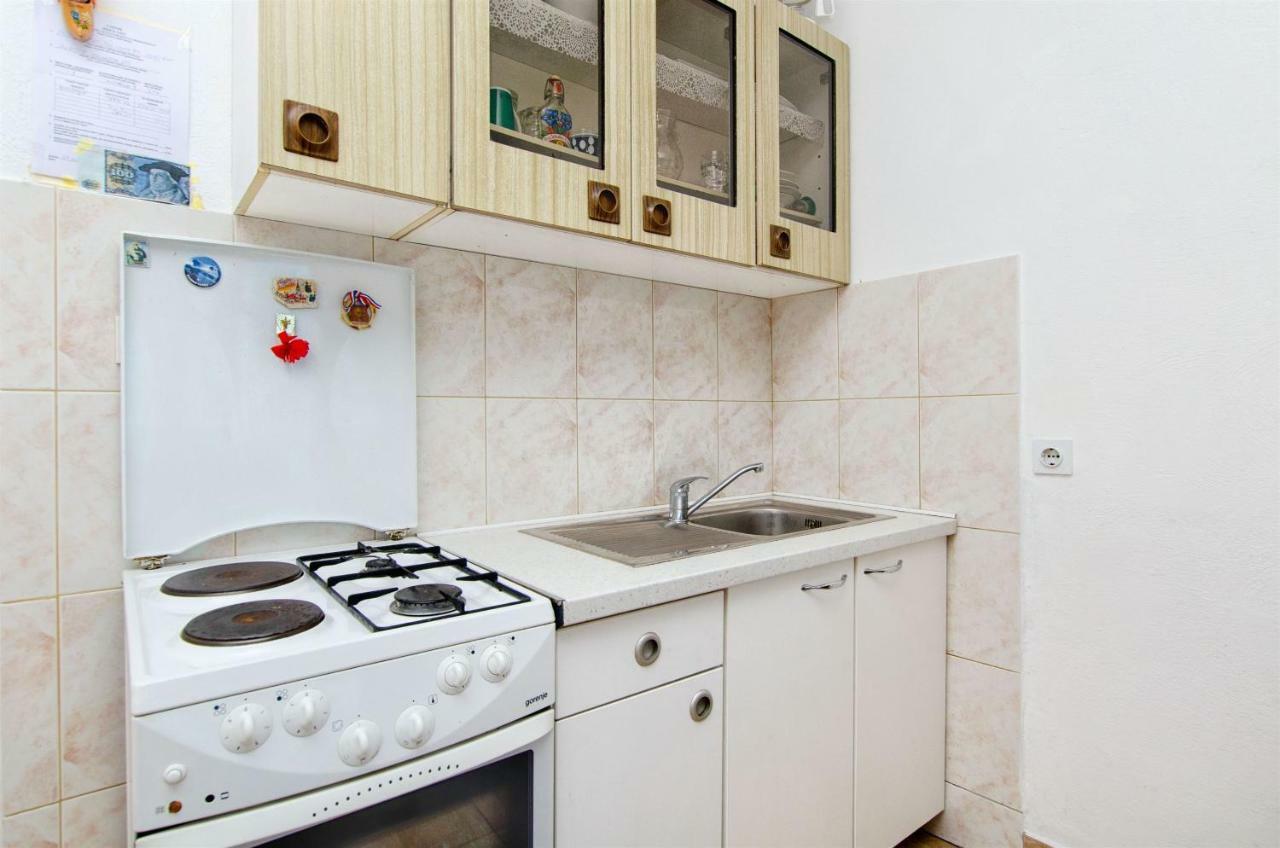 Apartments Ban Dugi Rat Exterior photo